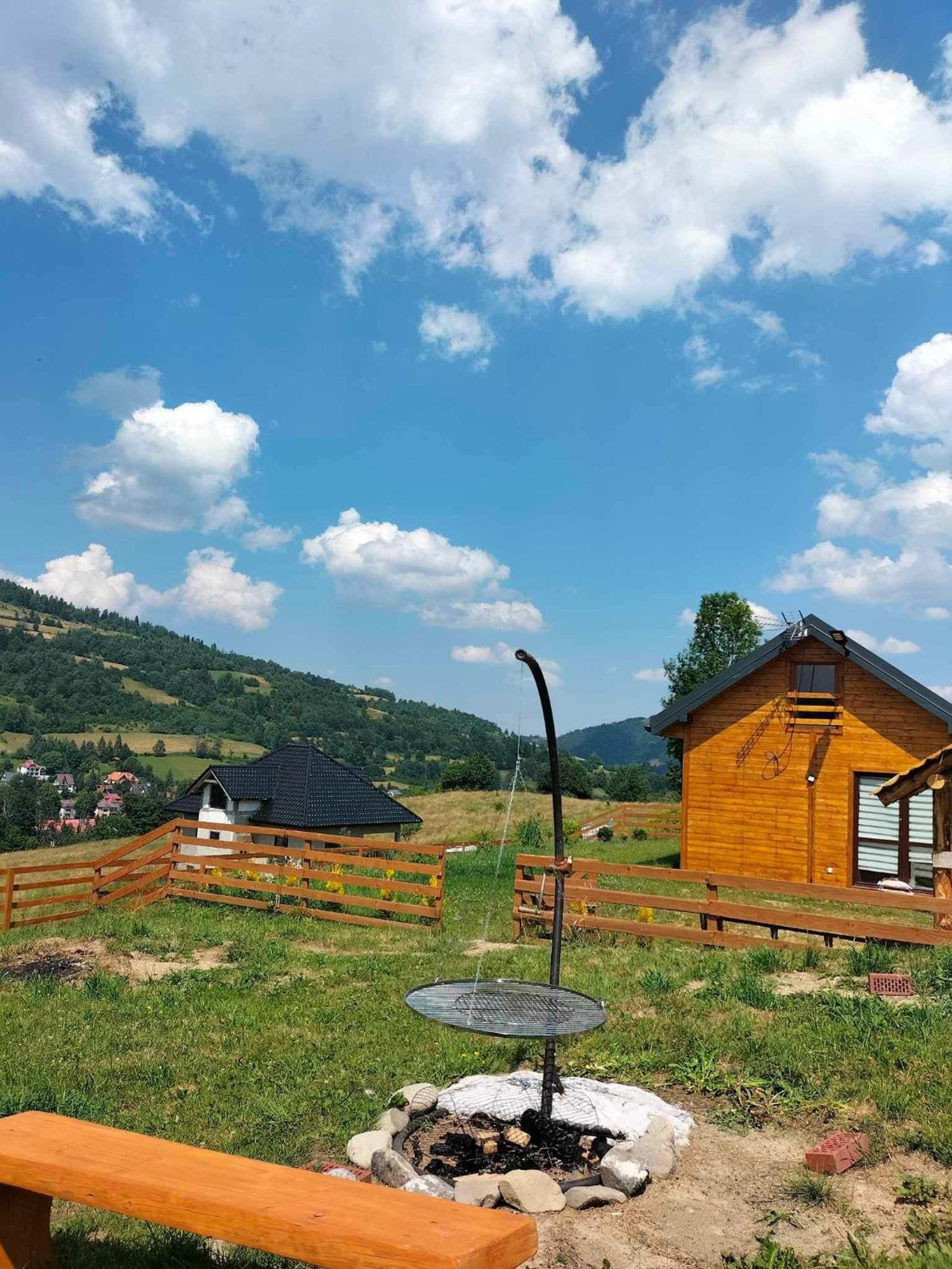 Domek Caloroczny Poreba Wielka  Экстерьер фото